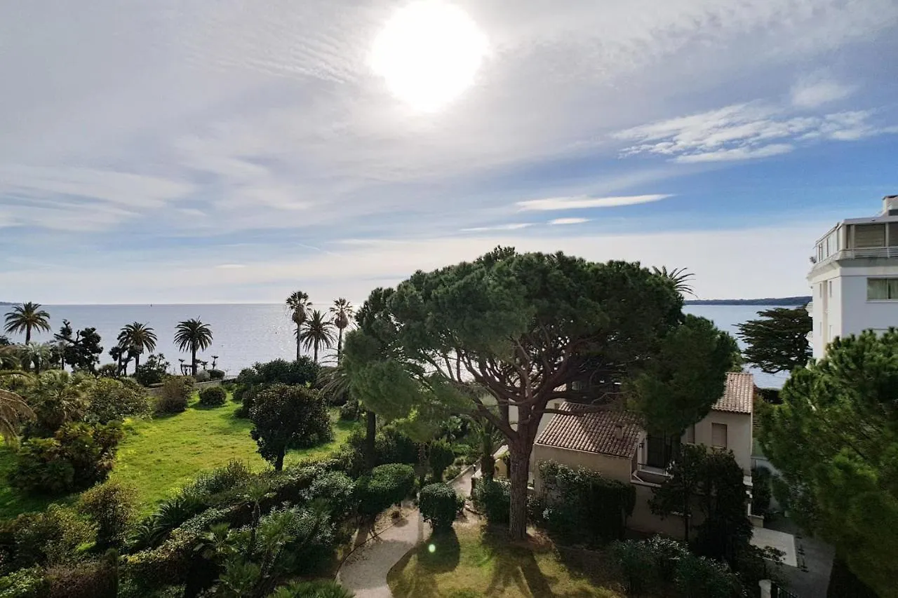 4-Room Apartment With Terrace & Sea View 5-Minute Walk To The Beach Cannes 0*,  France