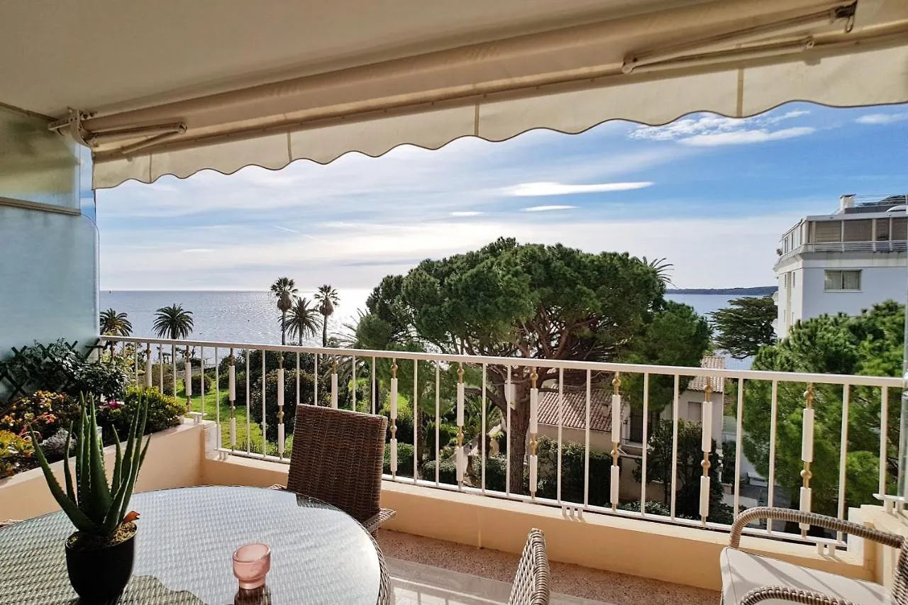 4-Room Apartment With Terrace & Sea View 5-Minute Walk To The Beach Cannes France